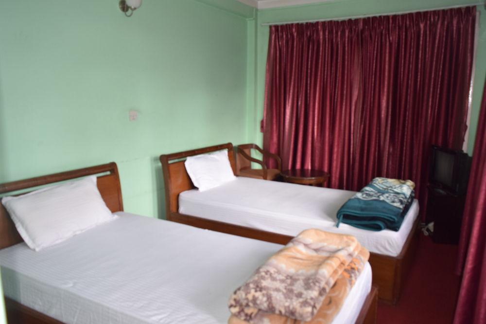 Hotel Nandini Kathmandu Bagian luar foto