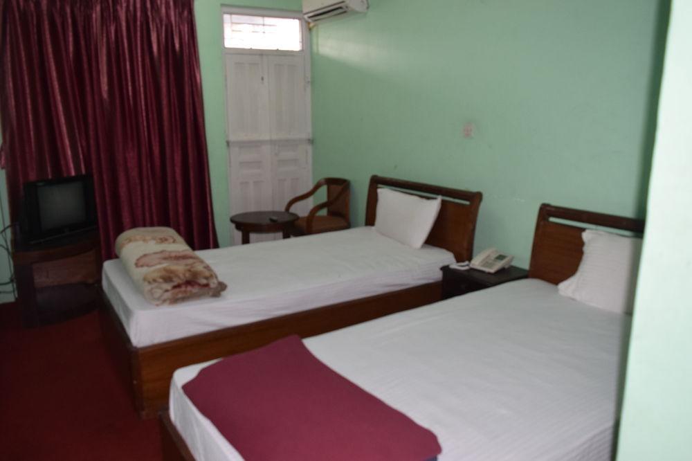 Hotel Nandini Kathmandu Bagian luar foto