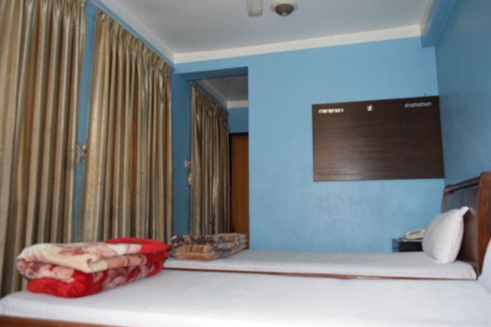 Hotel Nandini Kathmandu Bagian luar foto