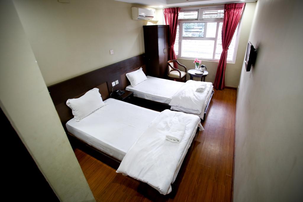 Hotel Nandini Kathmandu Bagian luar foto