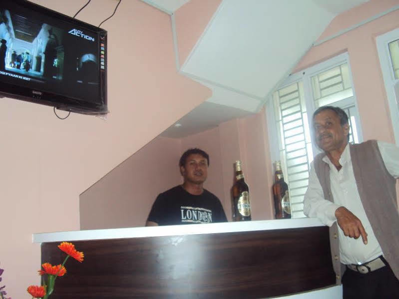 Hotel Nandini Kathmandu Bagian luar foto