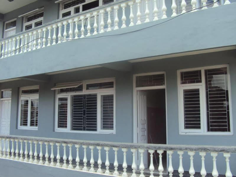 Hotel Nandini Kathmandu Bagian luar foto